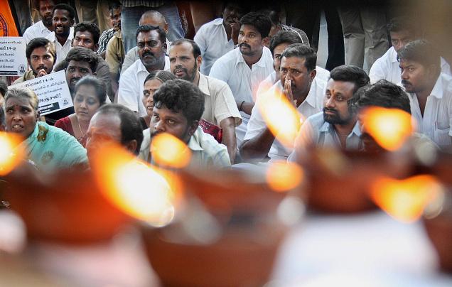 Homage_to_Kovai_blast_victims_2012