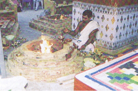 aus_temple_three