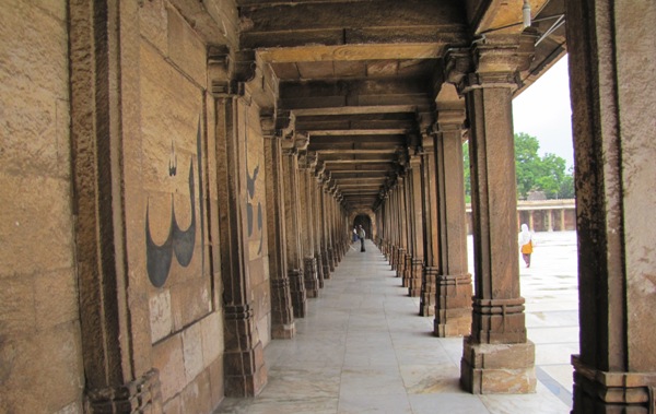juma-masjid-ahmedabad juma-masjid-ahmedabad-view